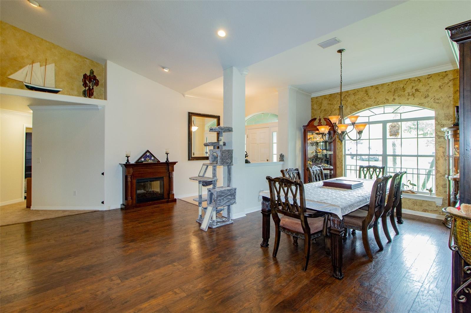 BLACKWATER OAKS - Residential