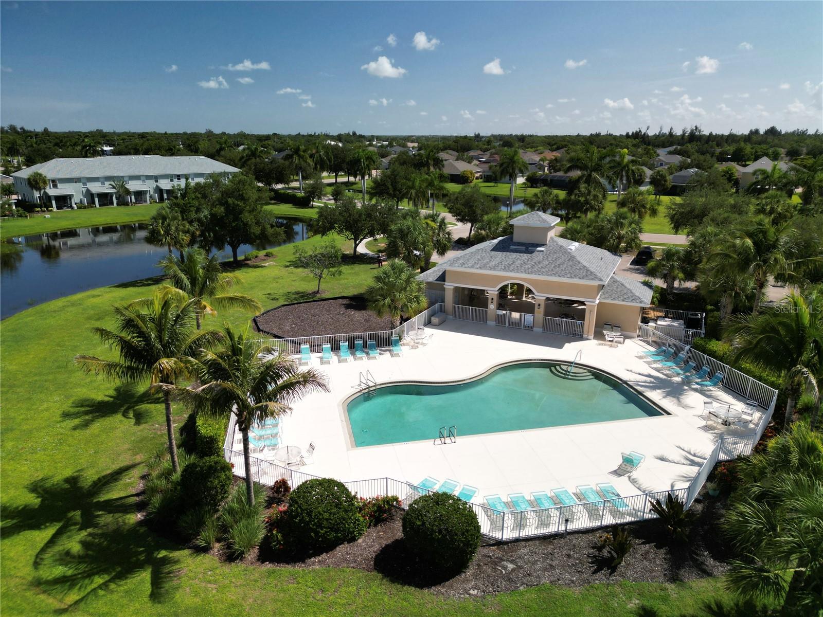 CALUSA CRK - Residential