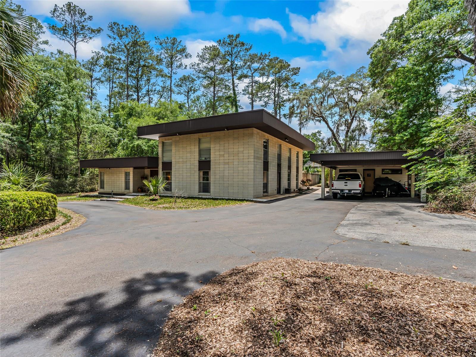 EDGEWOOD HILLS - Residential