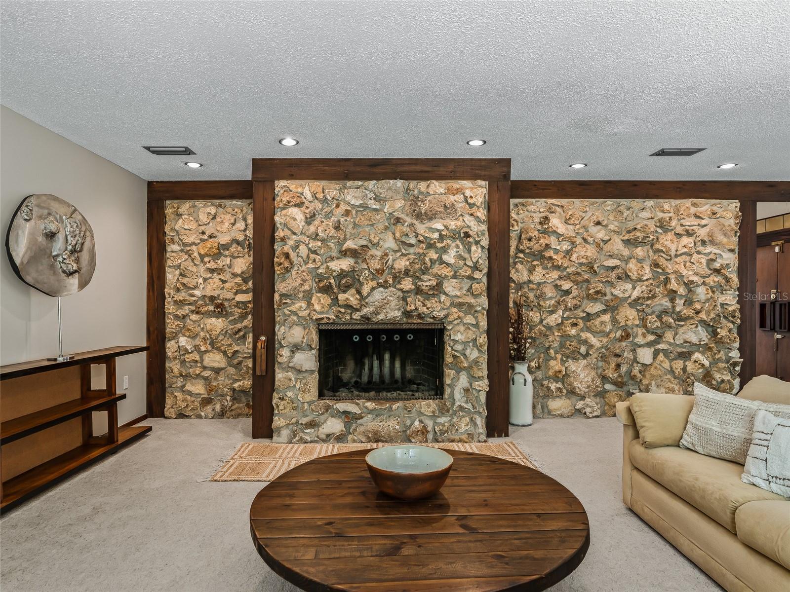 EDGEWOOD HILLS - Residential