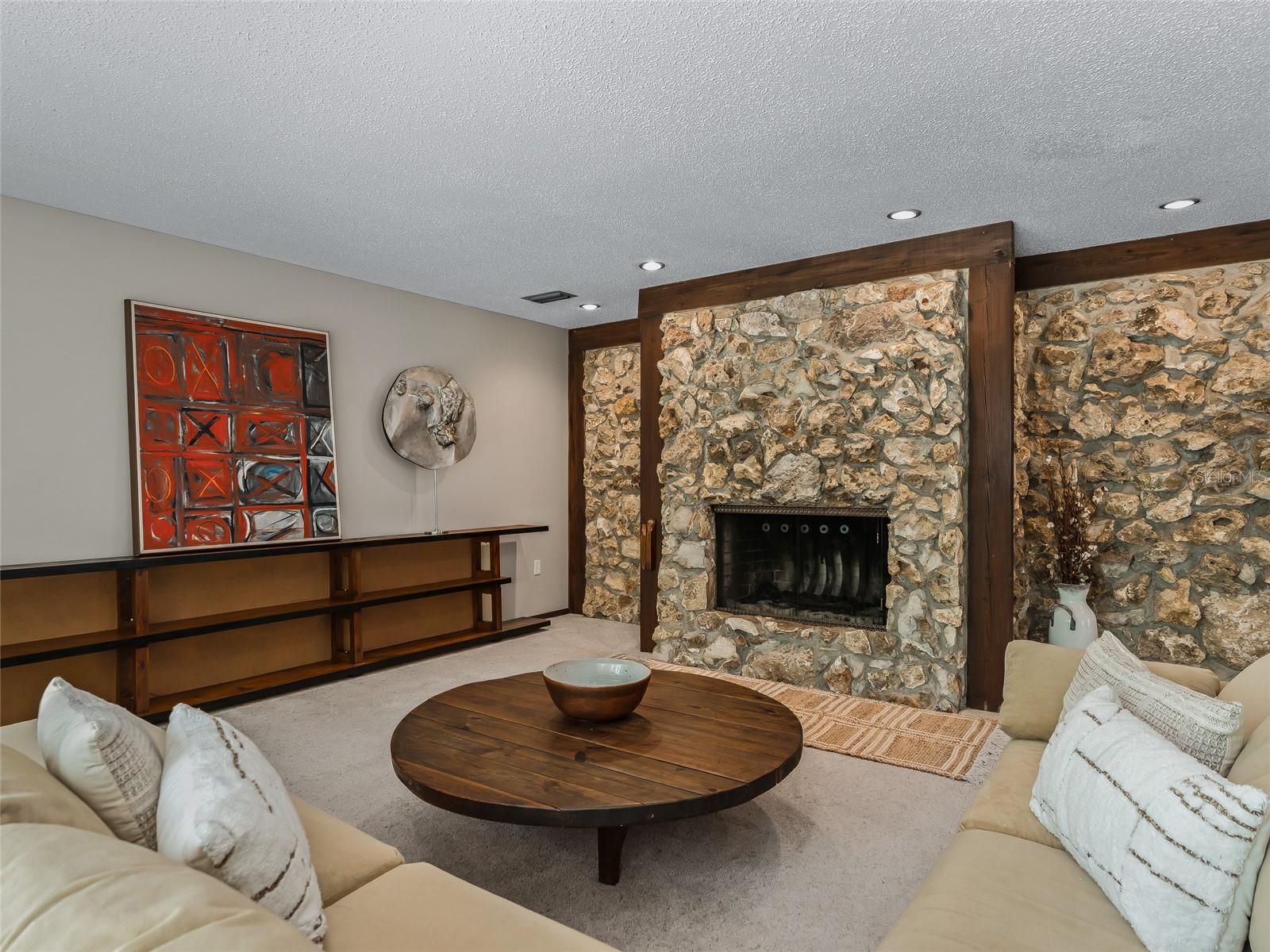 EDGEWOOD HILLS - Residential