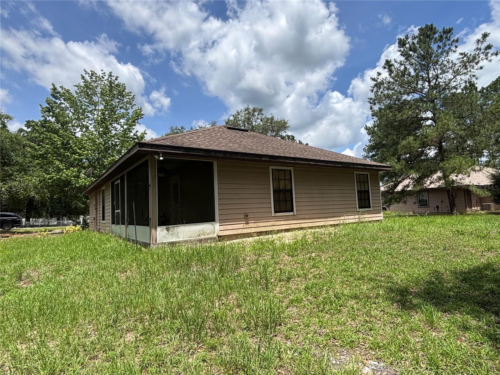 ASHLEY OAKS HAW - Residential