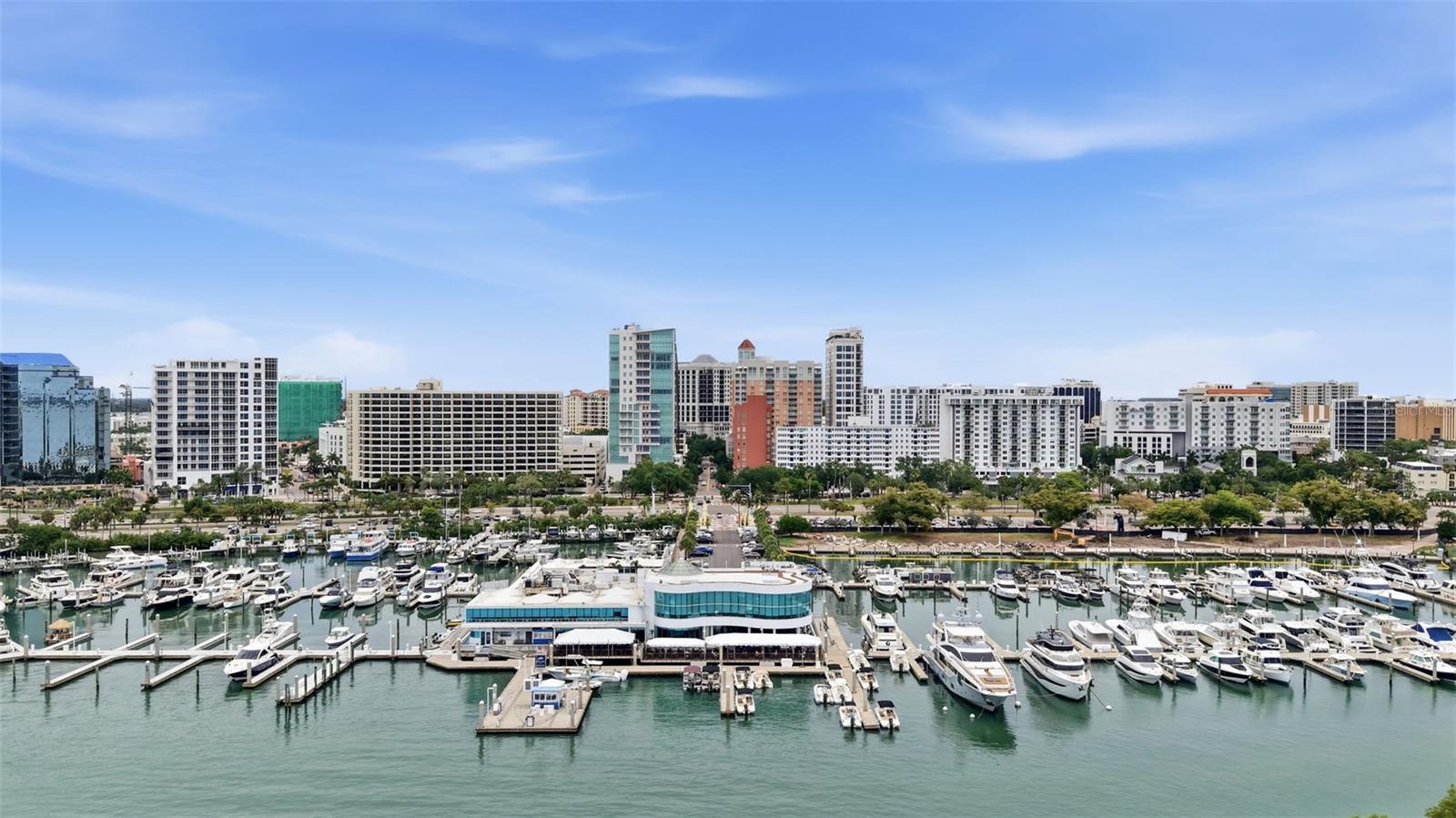 GULFSTREAM TOWERS - Residential