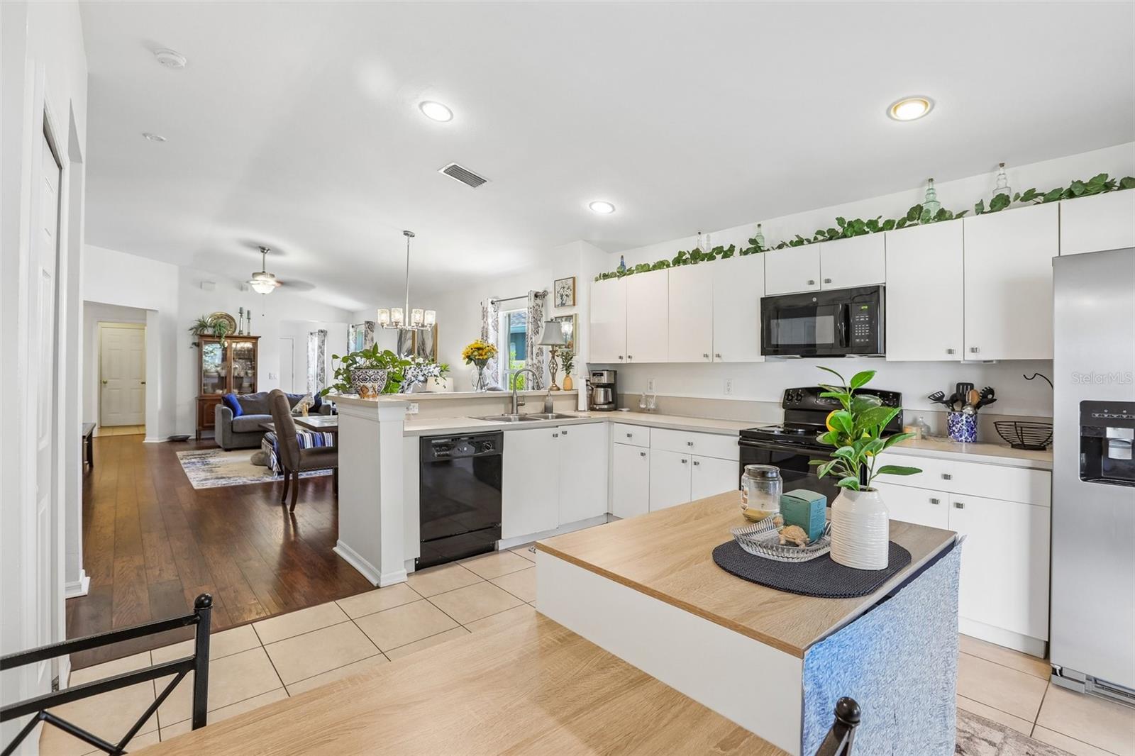 RIVERCREST PH 02 - Residential