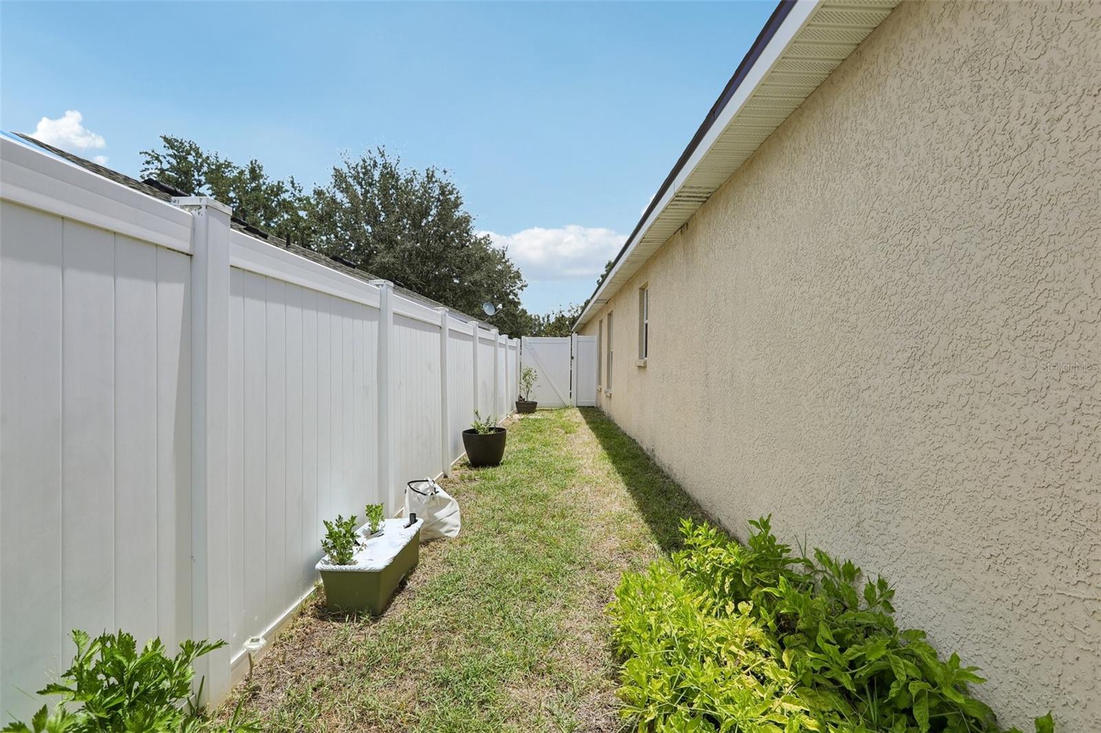 RIVERCREST PH 02 - Residential