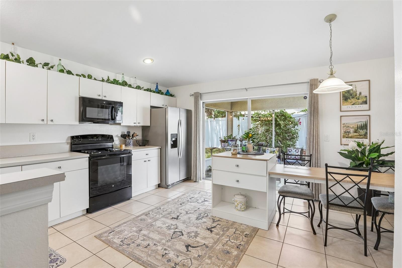 RIVERCREST PH 02 - Residential