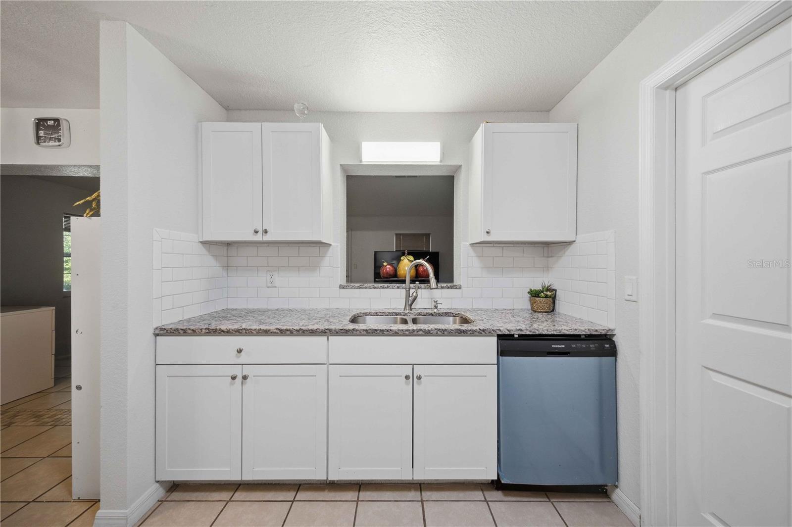 SUN RAY ESTATES - Residential