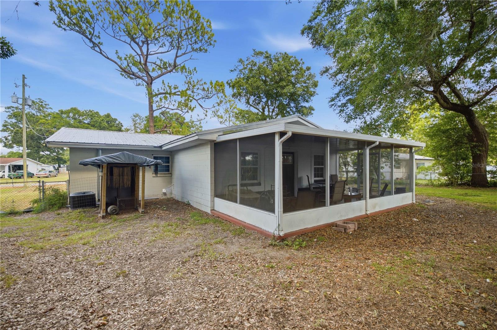SUN RAY ESTATES - Residential