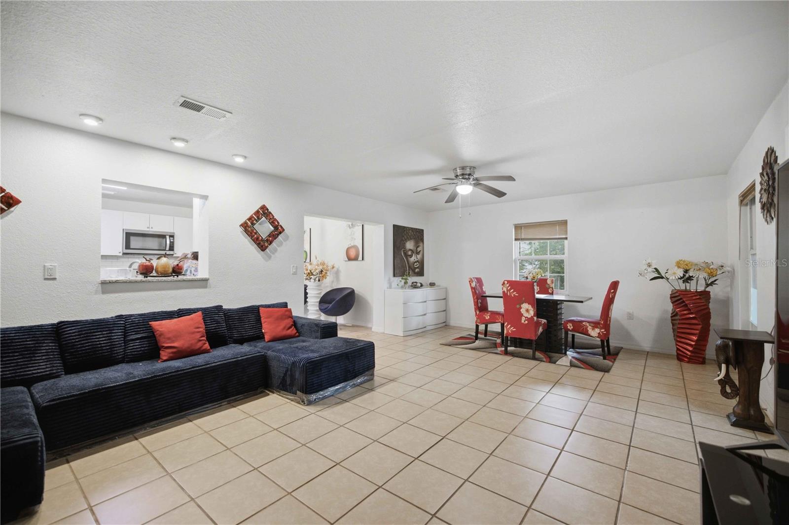 SUN RAY ESTATES - Residential