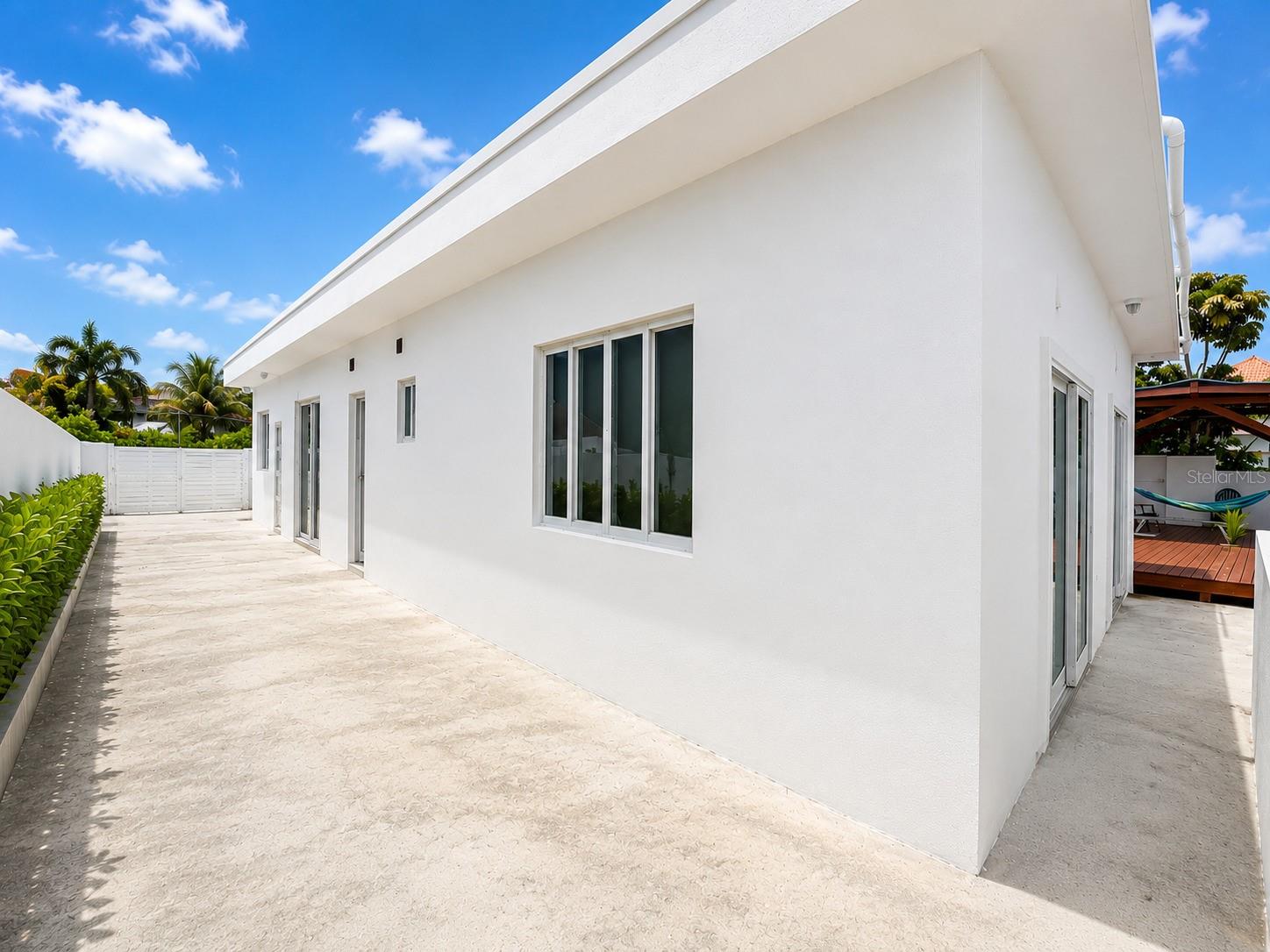 BAJOS DE PATILLAS - Residential