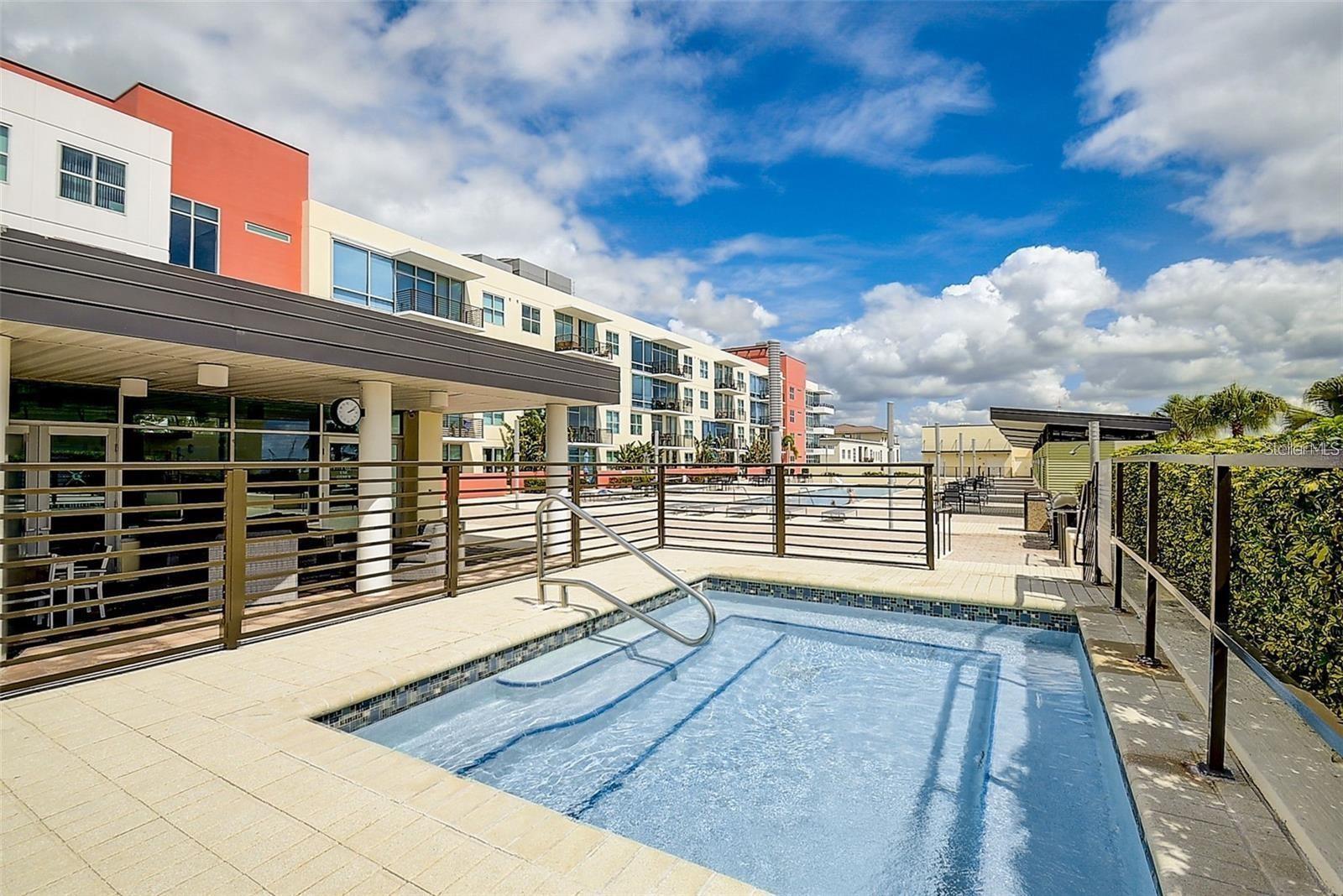 GRAND CENTRAL AT KENNEDY RESID - Residential Lease