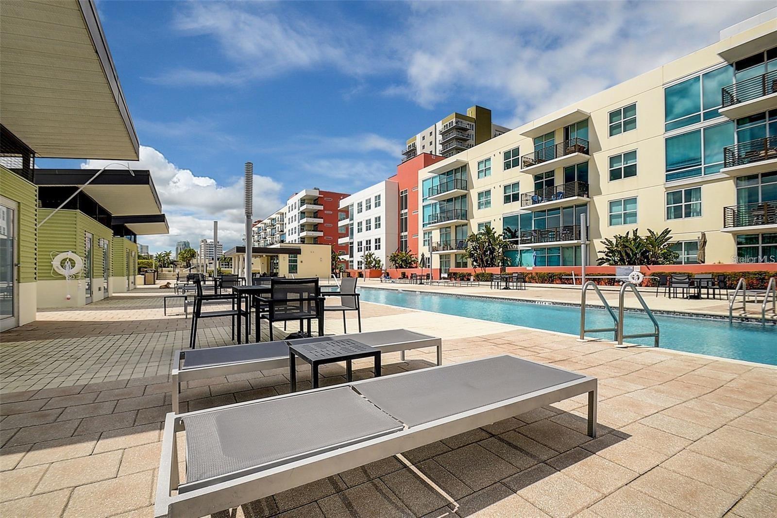 GRAND CENTRAL AT KENNEDY RESID - Residential Lease