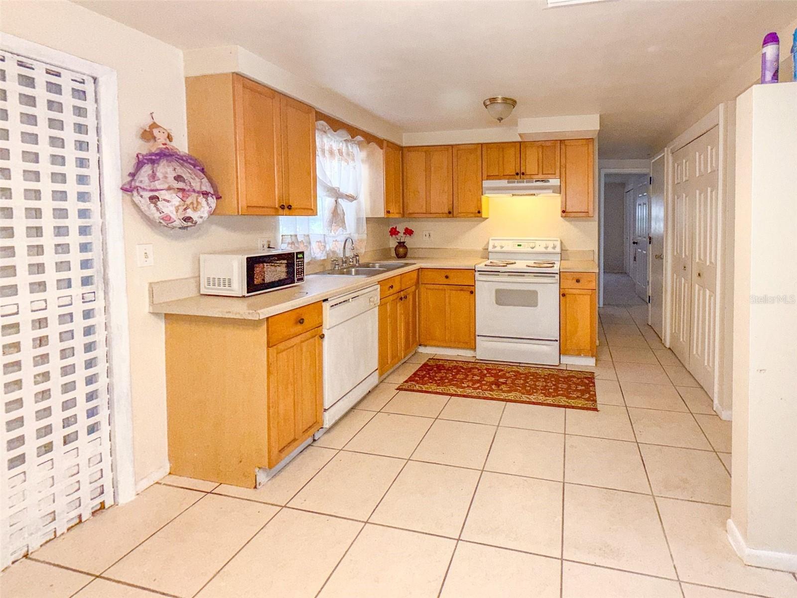 ORANGEWOOD VILLAGE - Residential