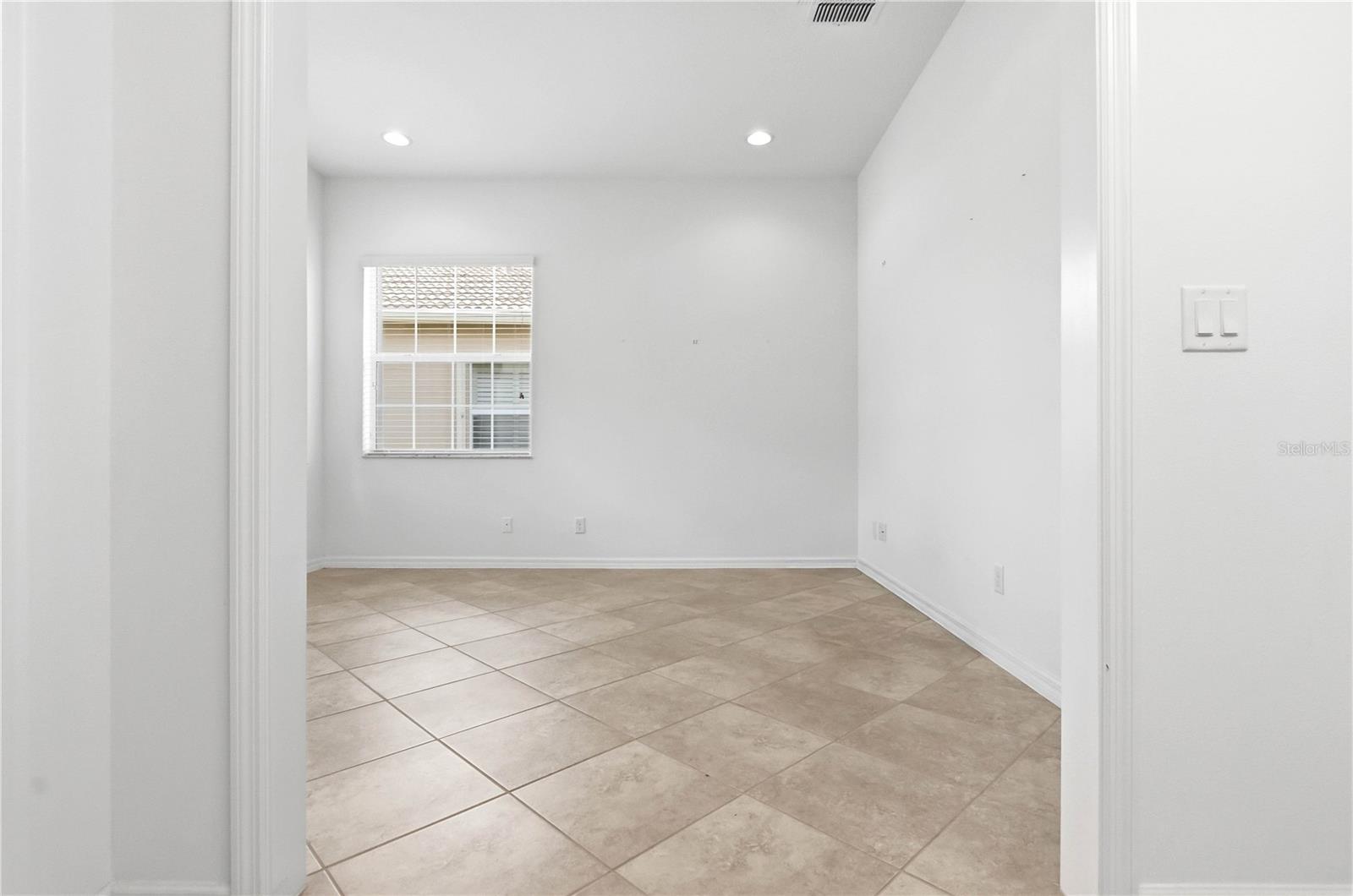 VALENCIA LAKES TR J PH 2 - Residential