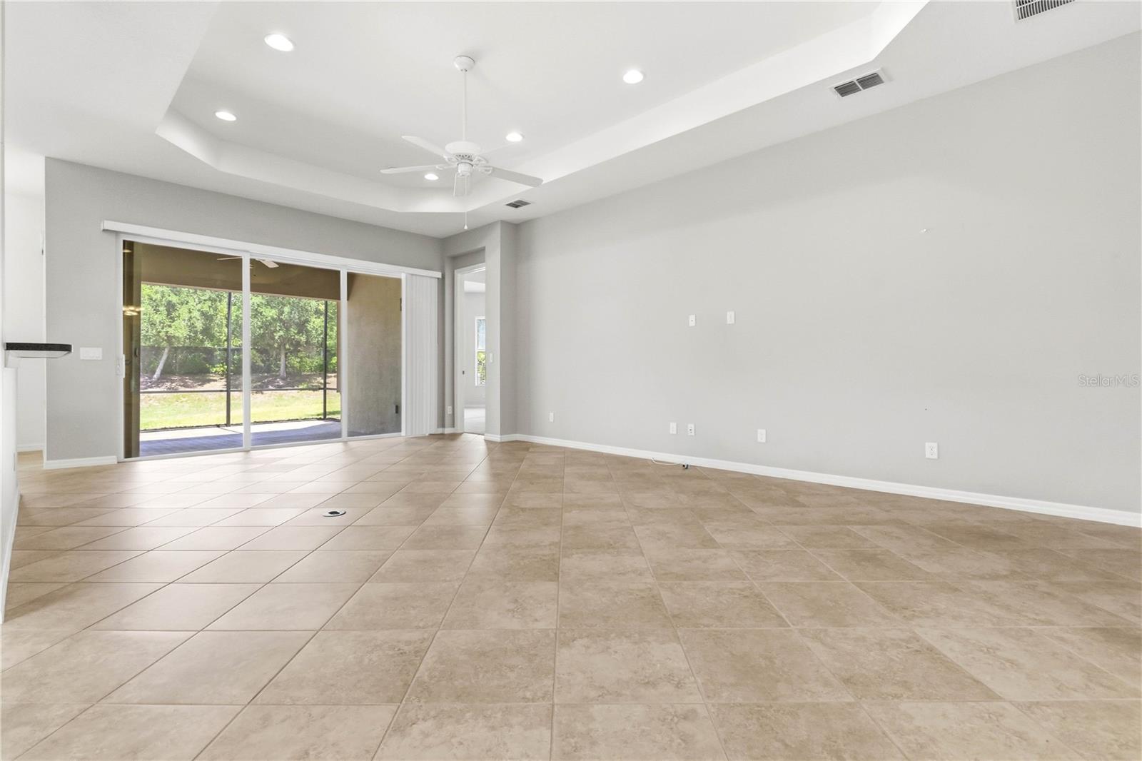 VALENCIA LAKES TR J PH 2 - Residential