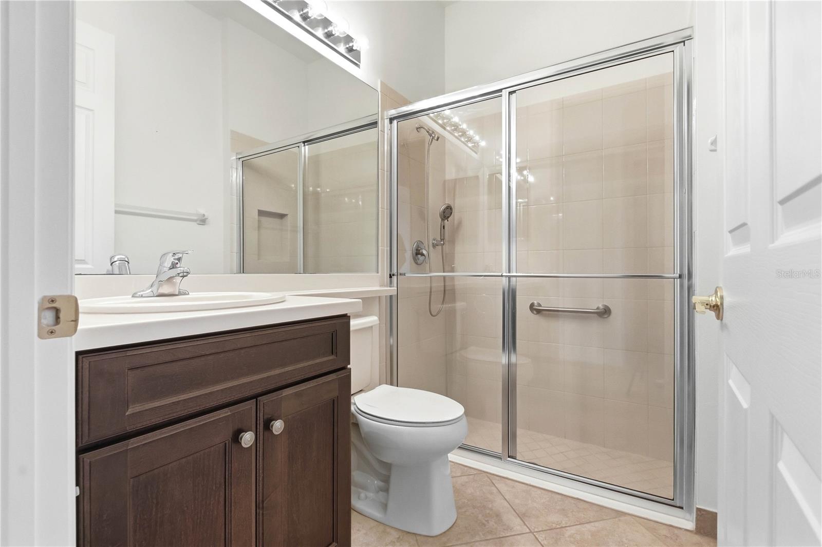 VALENCIA LAKES TR J PH 2 - Residential