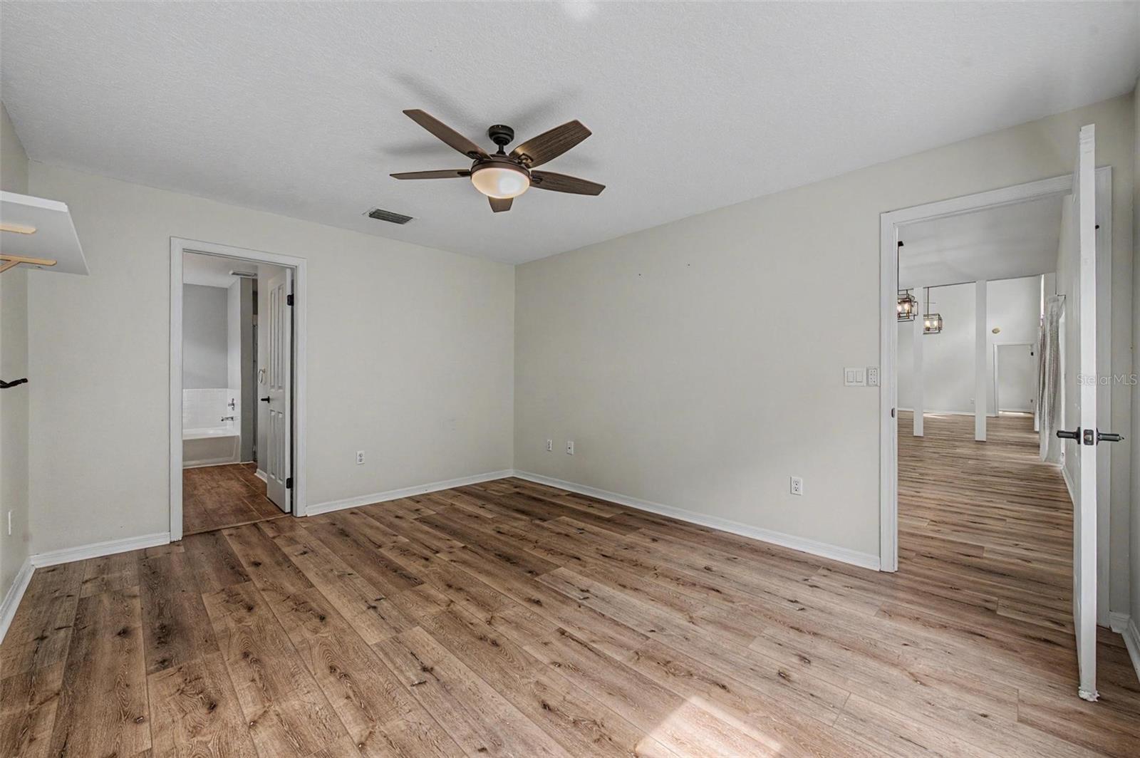 MEADOW POINTE - Residential