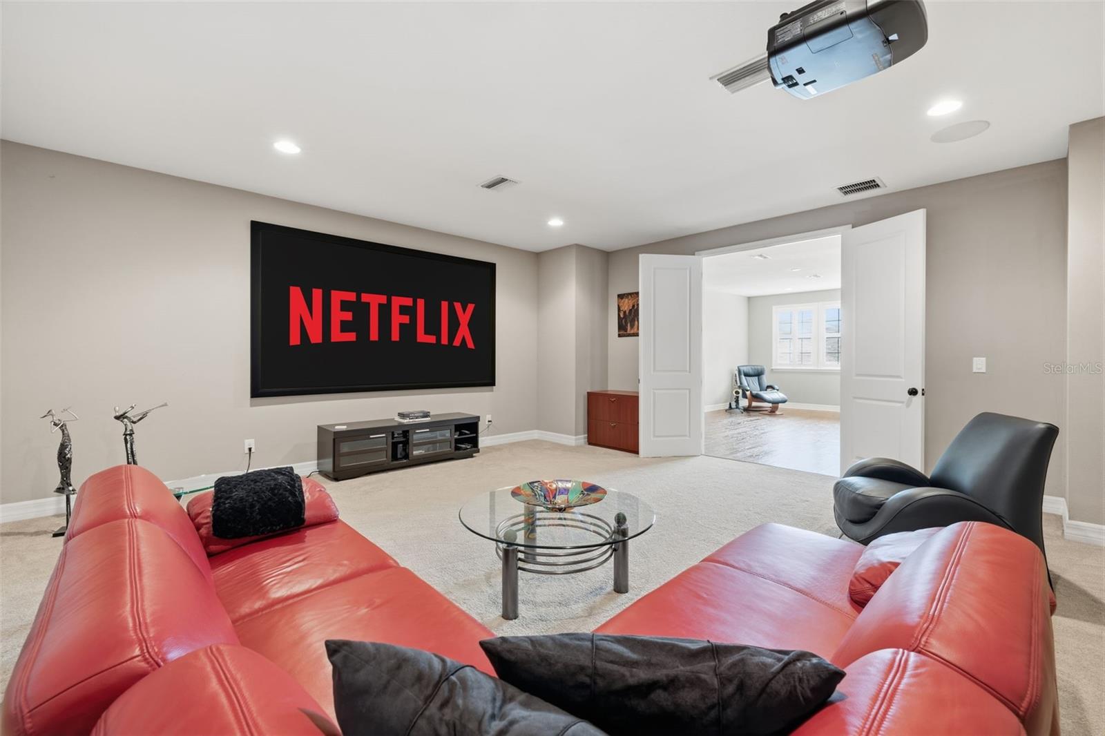 RETREAT AT CARROLLWOOD - Residential