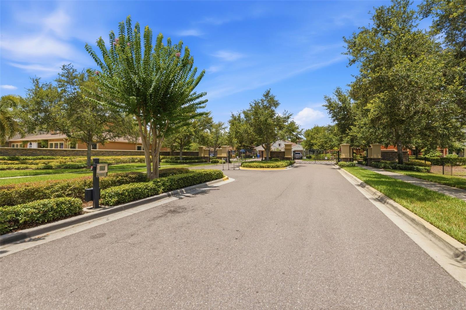 RETREAT AT CARROLLWOOD - Residential
