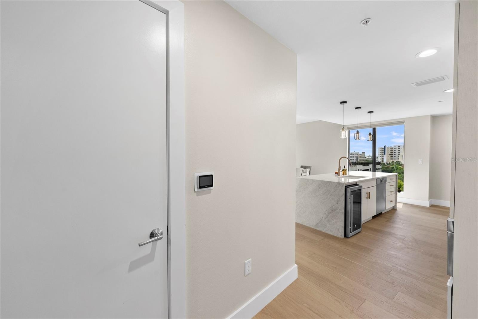 SALVADOR THE CONDO - Residential