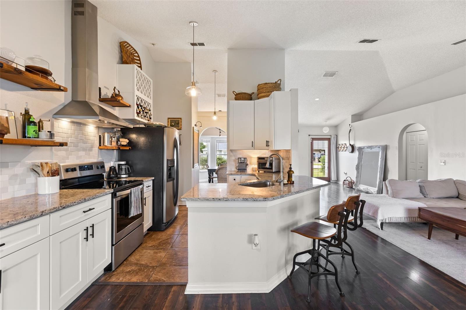 DELTONA LAKES UNIT 32 - Residential