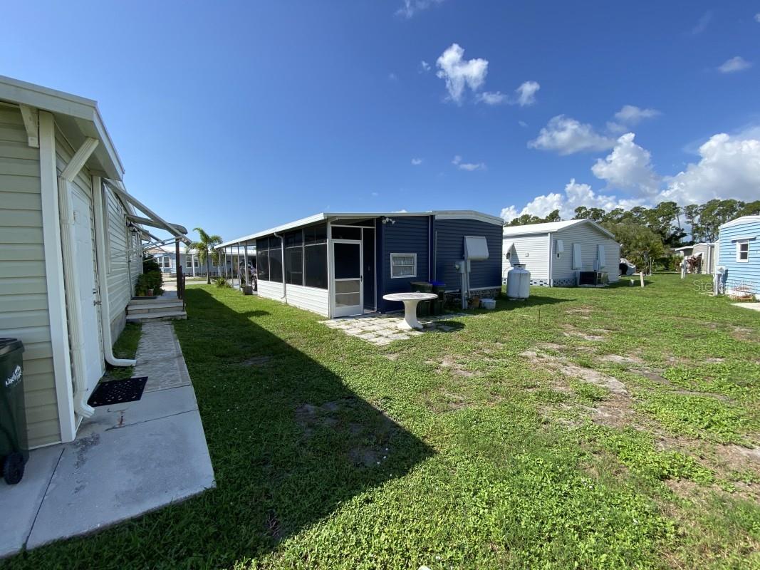 HOLIDAY PARK - Residential