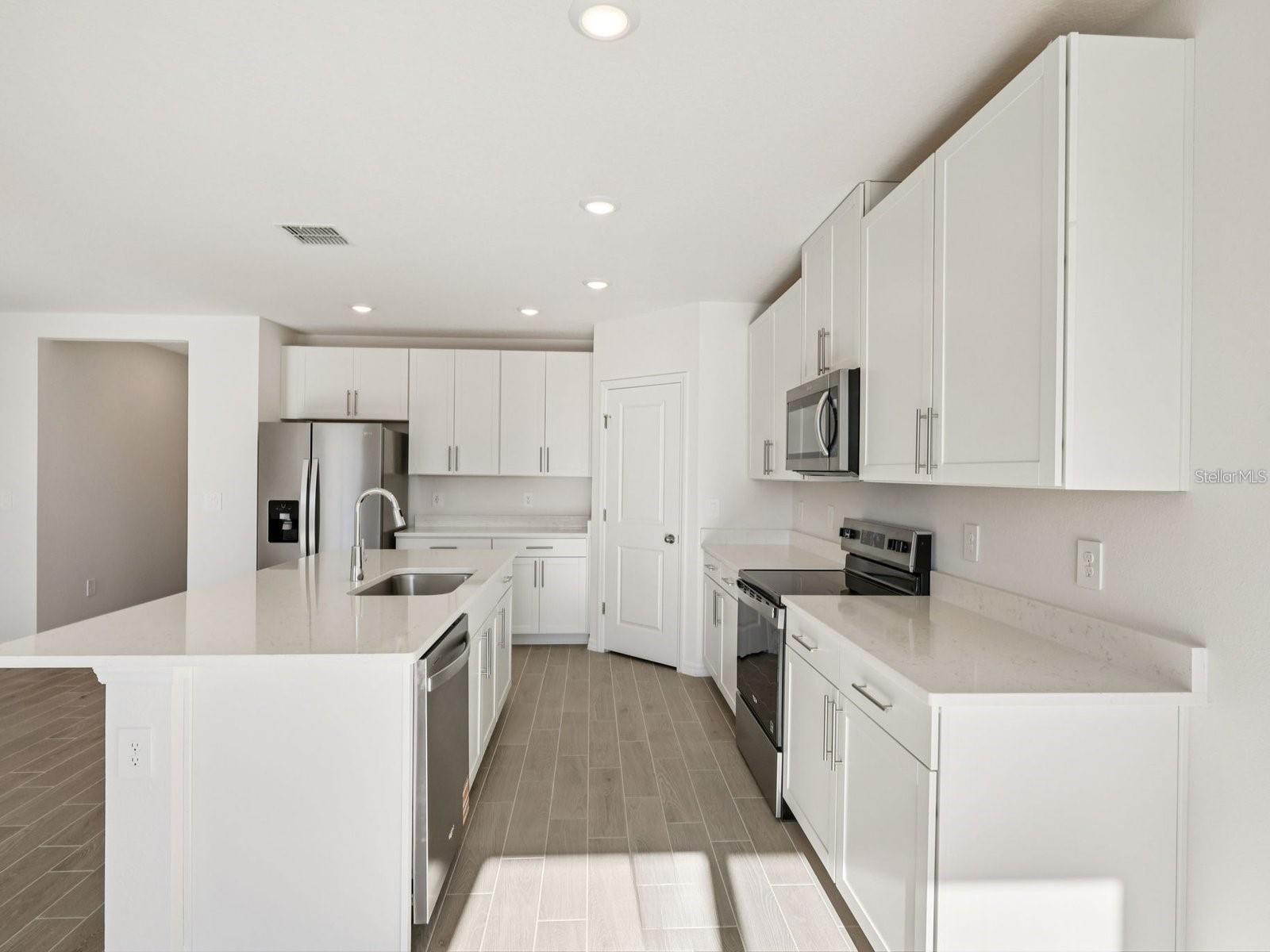 THE GROVE AT STUART - Residential