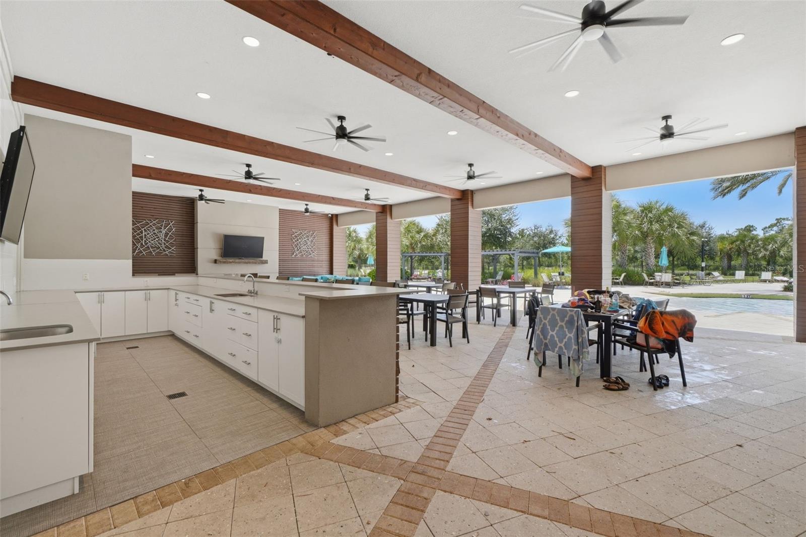 EDGEMONT - Residential