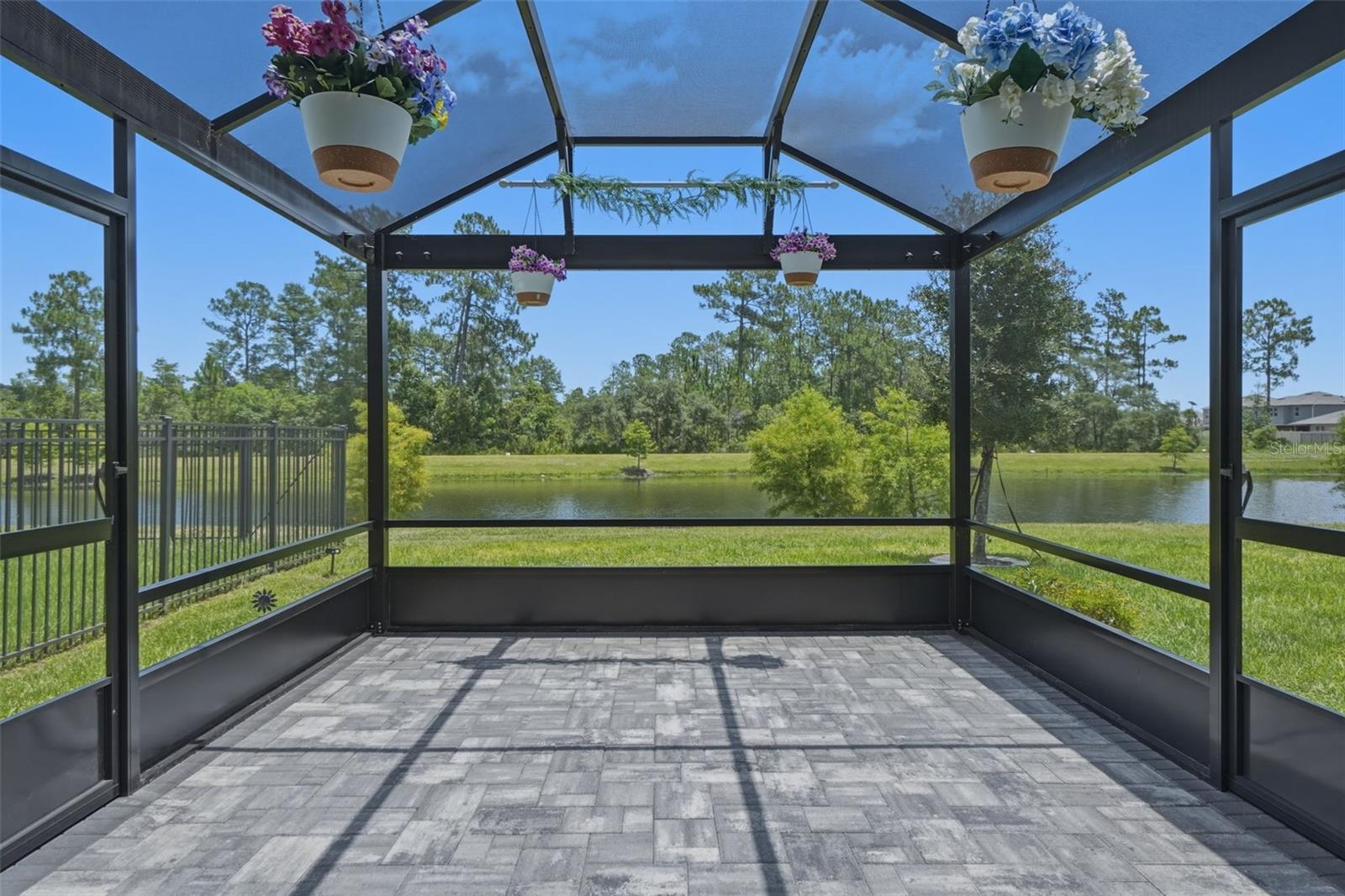 EDGEMONT - Residential