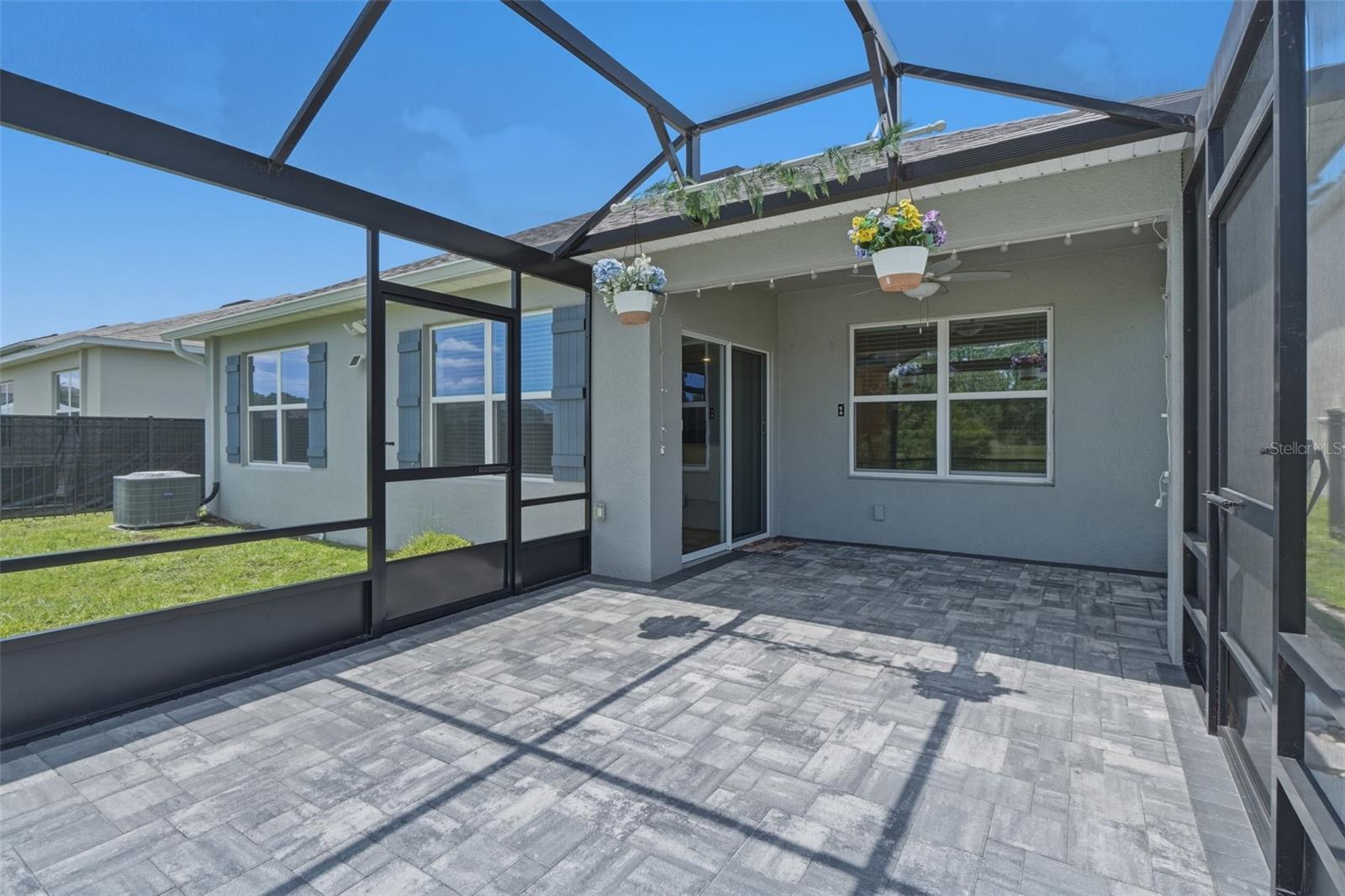 EDGEMONT - Residential