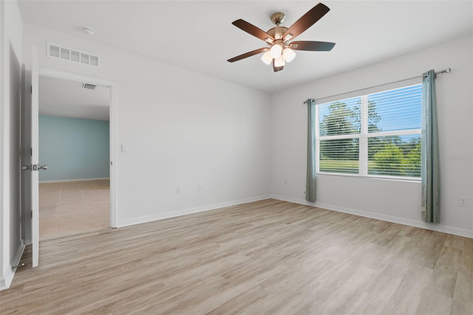 EDGEMONT - Residential