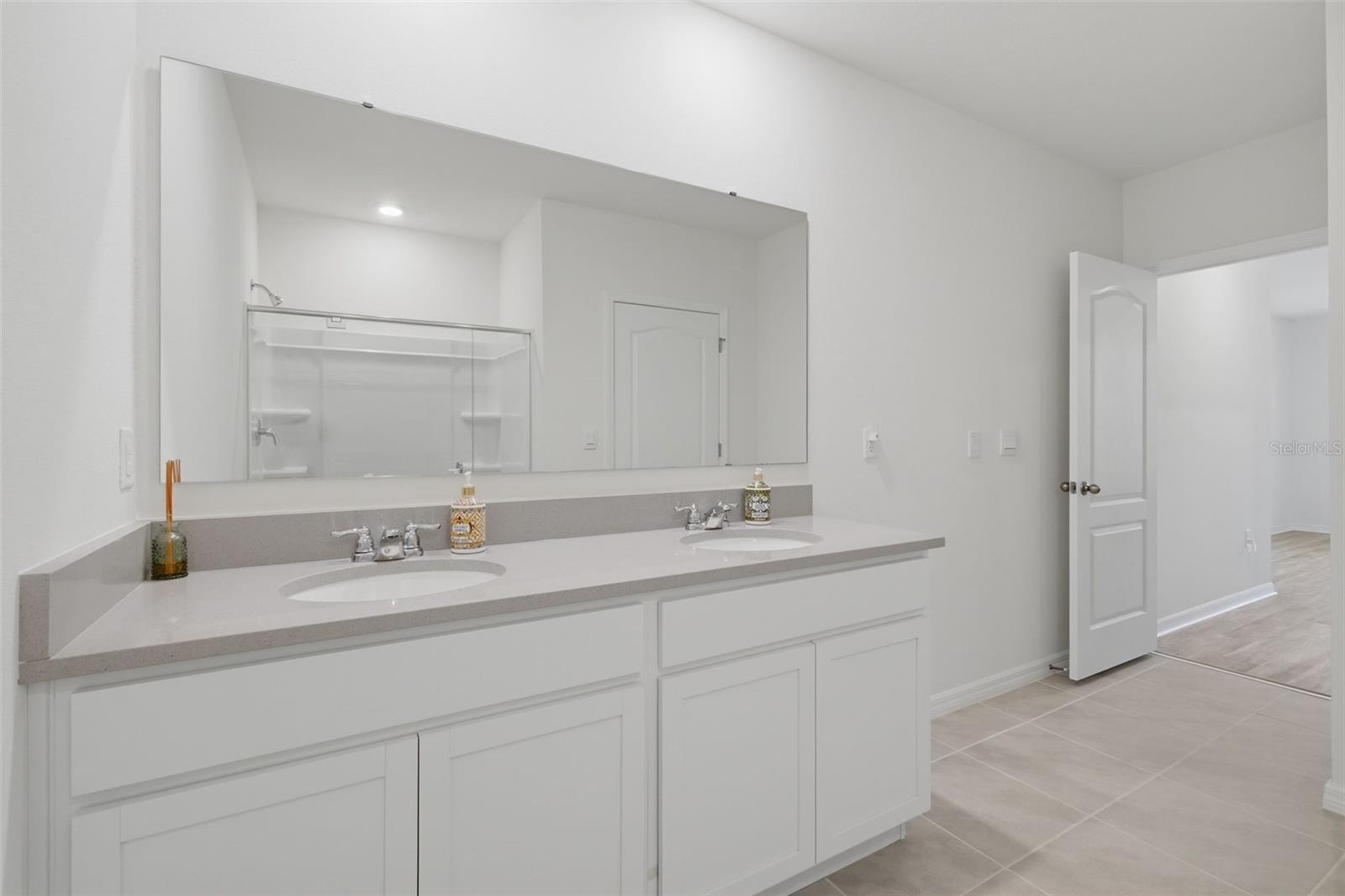 EDGEMONT - Residential