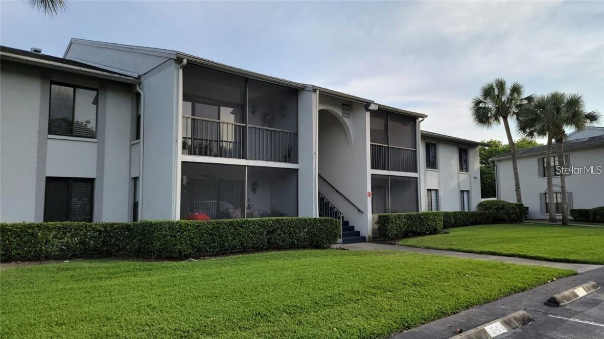 PINE RIDGE CLUB VILLAGE 1 PH 2 A CONDO BLDG 17 - Residential Lease