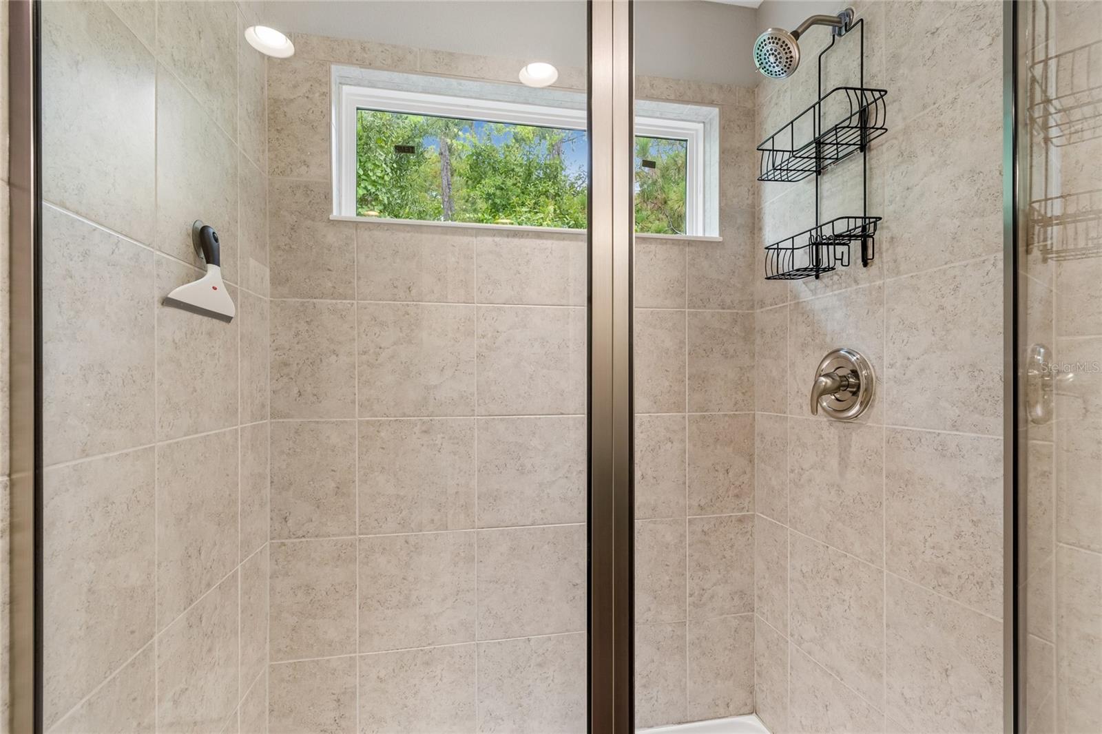 LAKESHORE PRESERVE - Residential