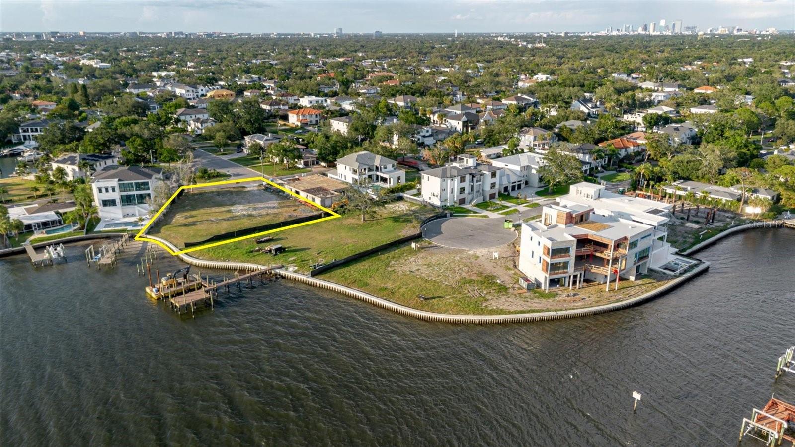 SUNSET PARK ISLES UNIT 1 - Land