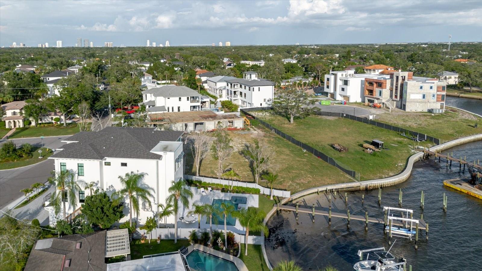 SUNSET PARK ISLES UNIT 1 - Land