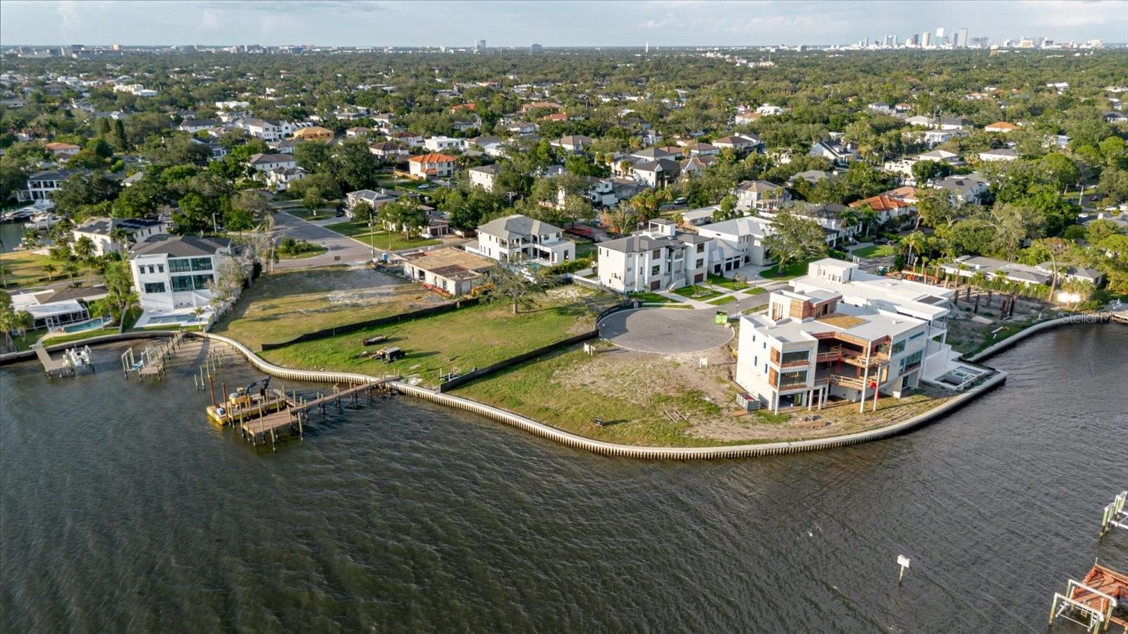 SUNSET PARK ISLES UNIT 1 - Land