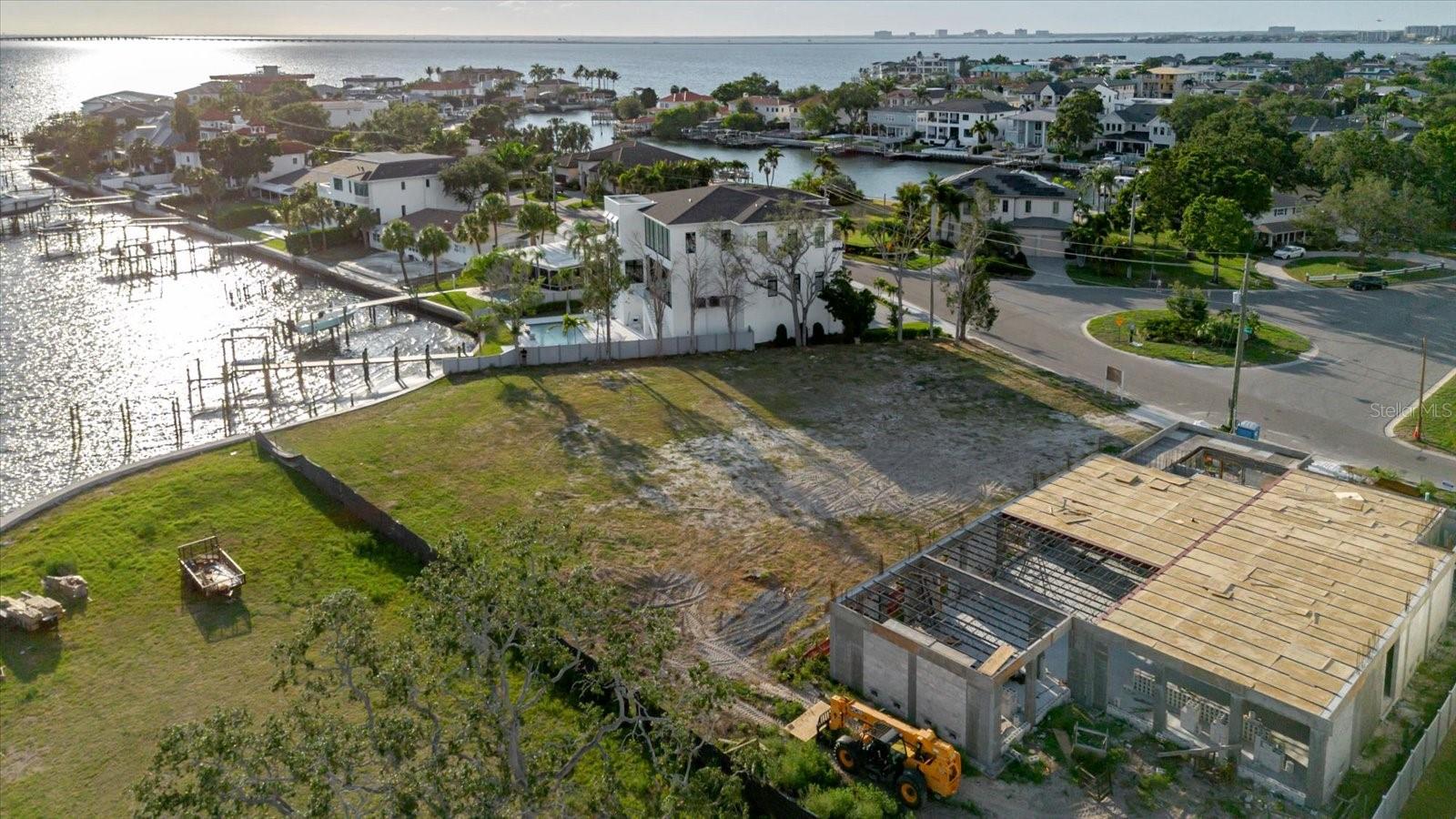 SUNSET PARK ISLES UNIT 1 - Land