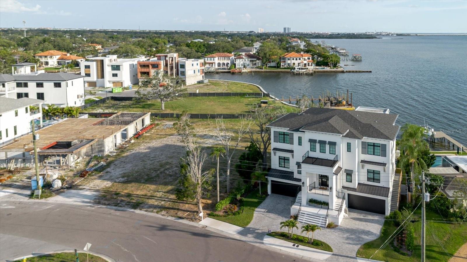 SUNSET PARK ISLES UNIT 1 - Land
