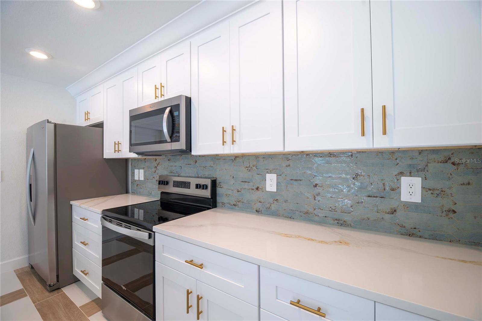 WINDEE TOWER ESTATES - Residential