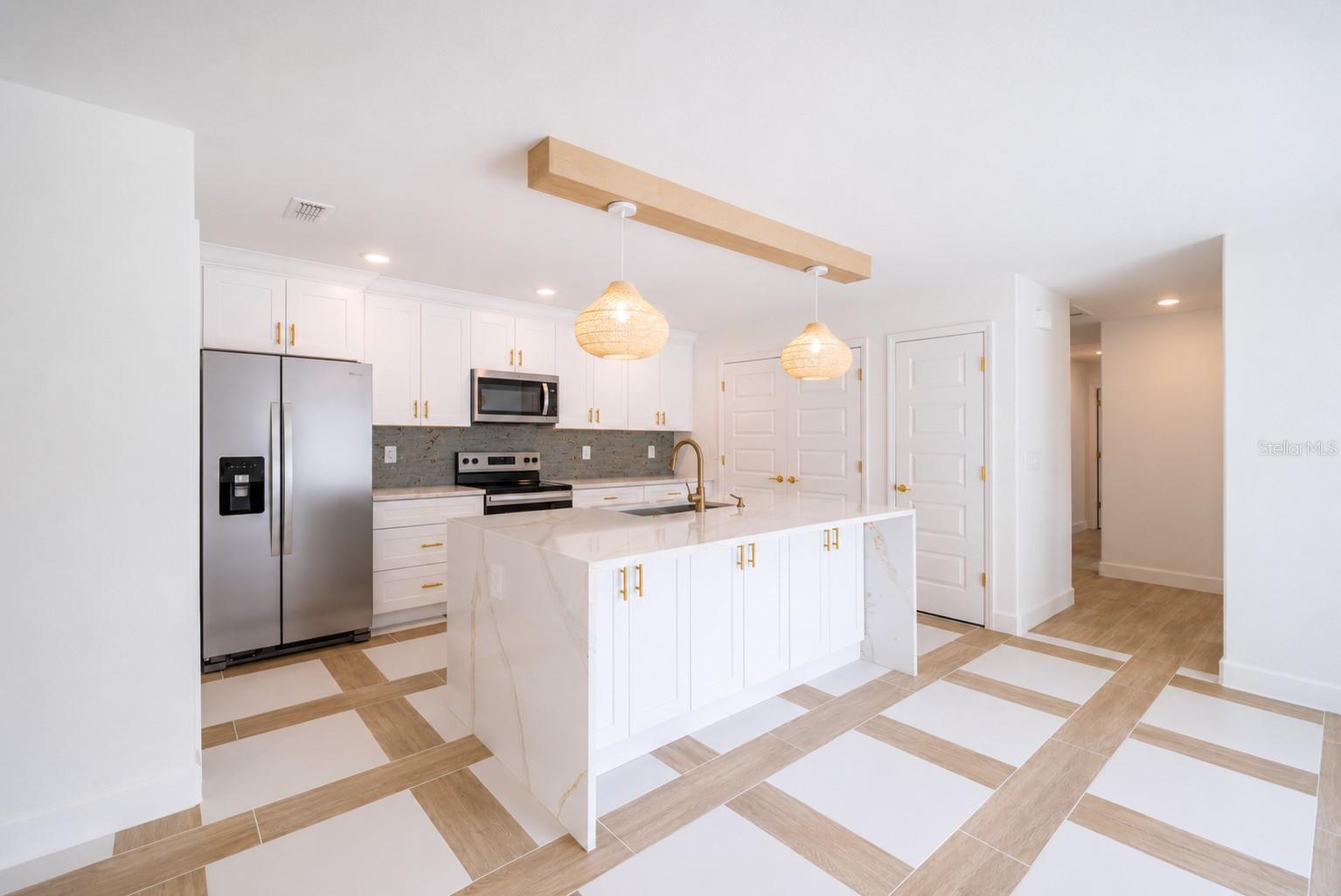 WINDEE TOWER ESTATES - Residential