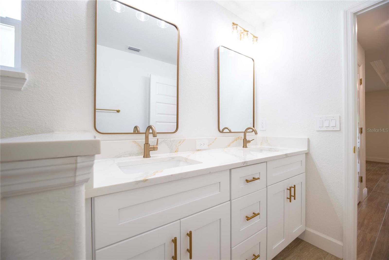 WINDEE TOWER ESTATES - Residential
