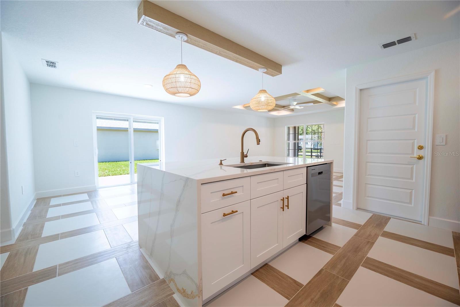 WINDEE TOWER ESTATES - Residential