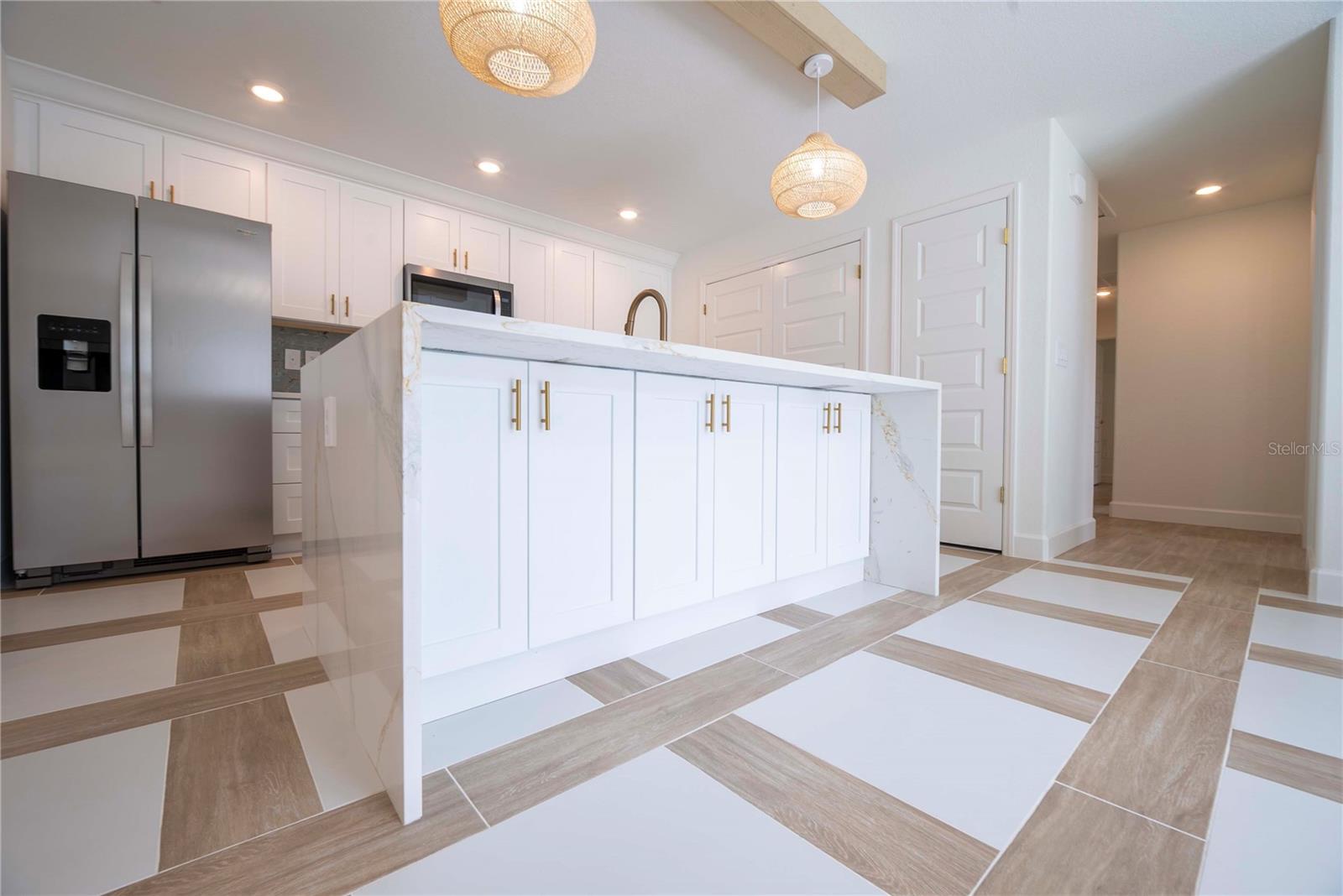 WINDEE TOWER ESTATES - Residential