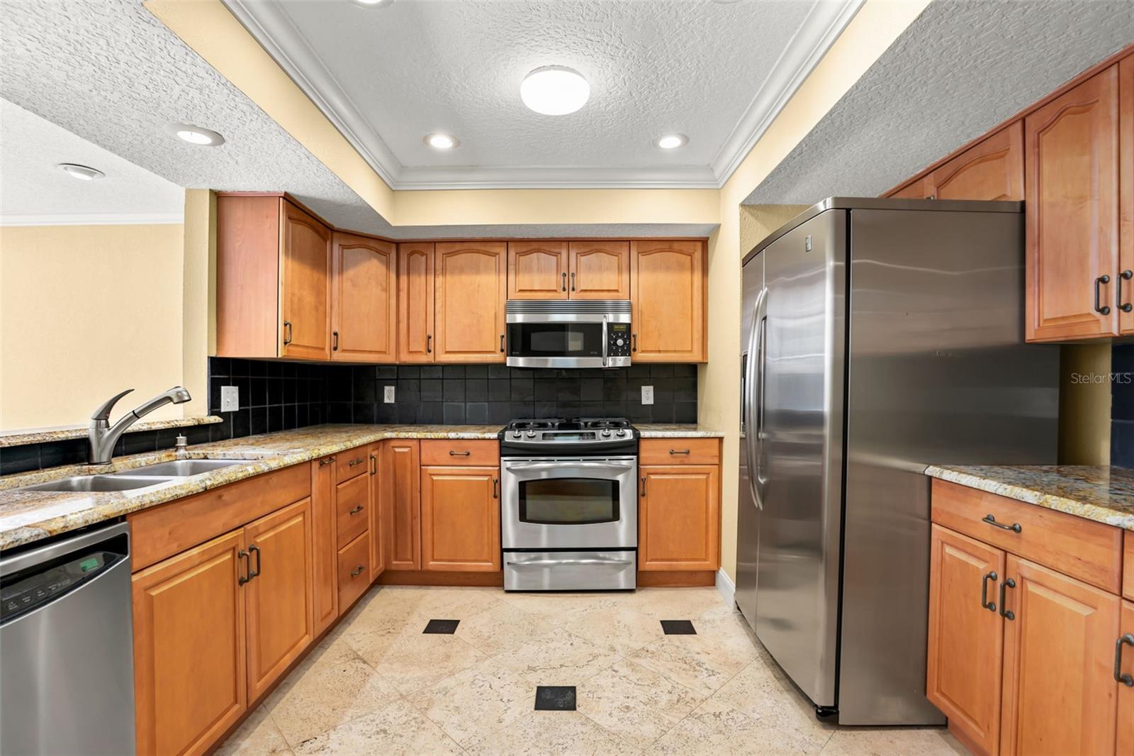 QUARTERS AT WINTER PARK CONDO - Residential