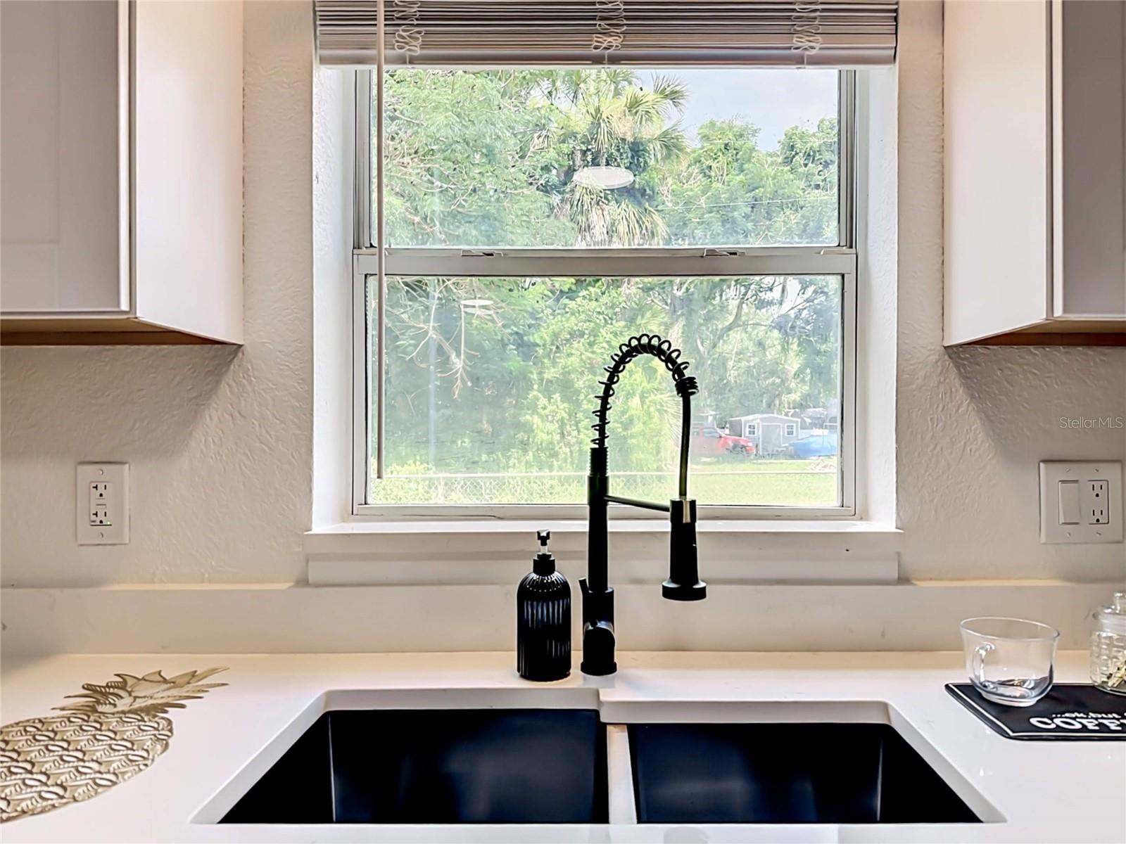 LYNNWOOD - Residential