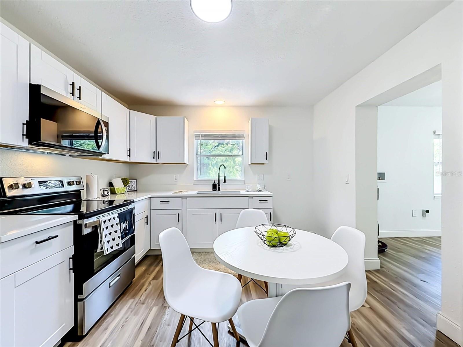 LYNNWOOD - Residential