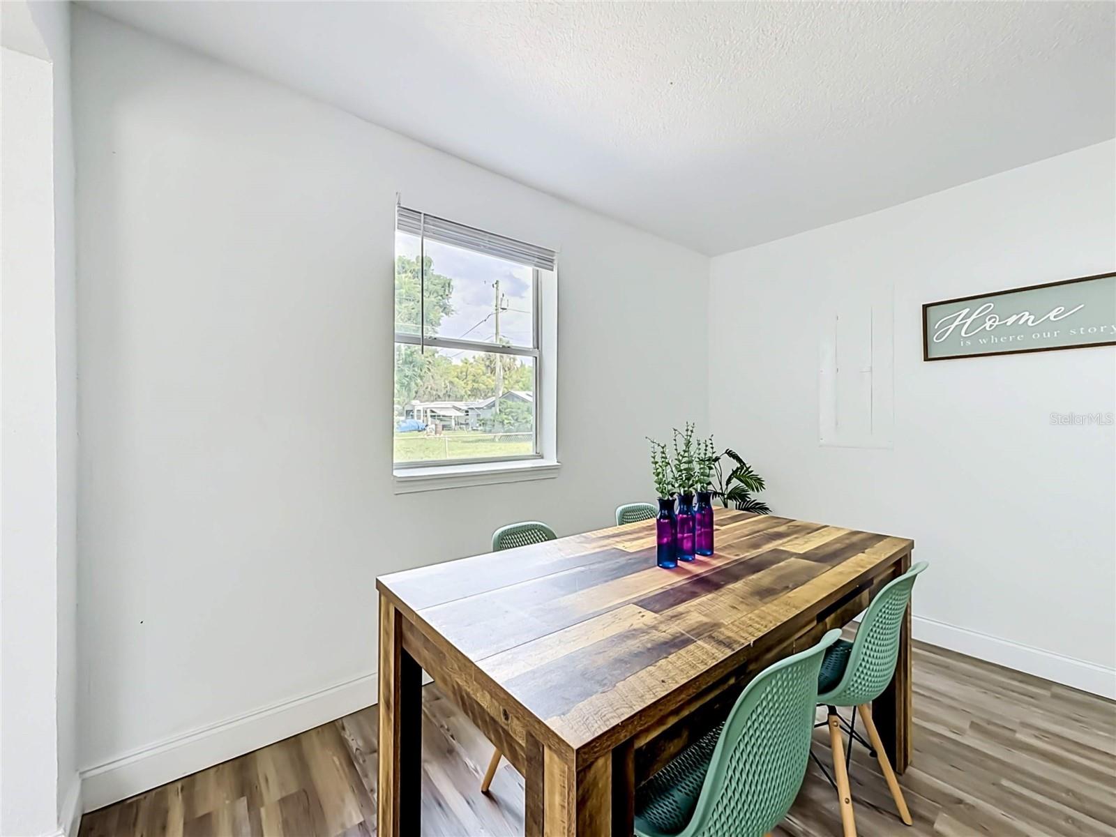 LYNNWOOD - Residential