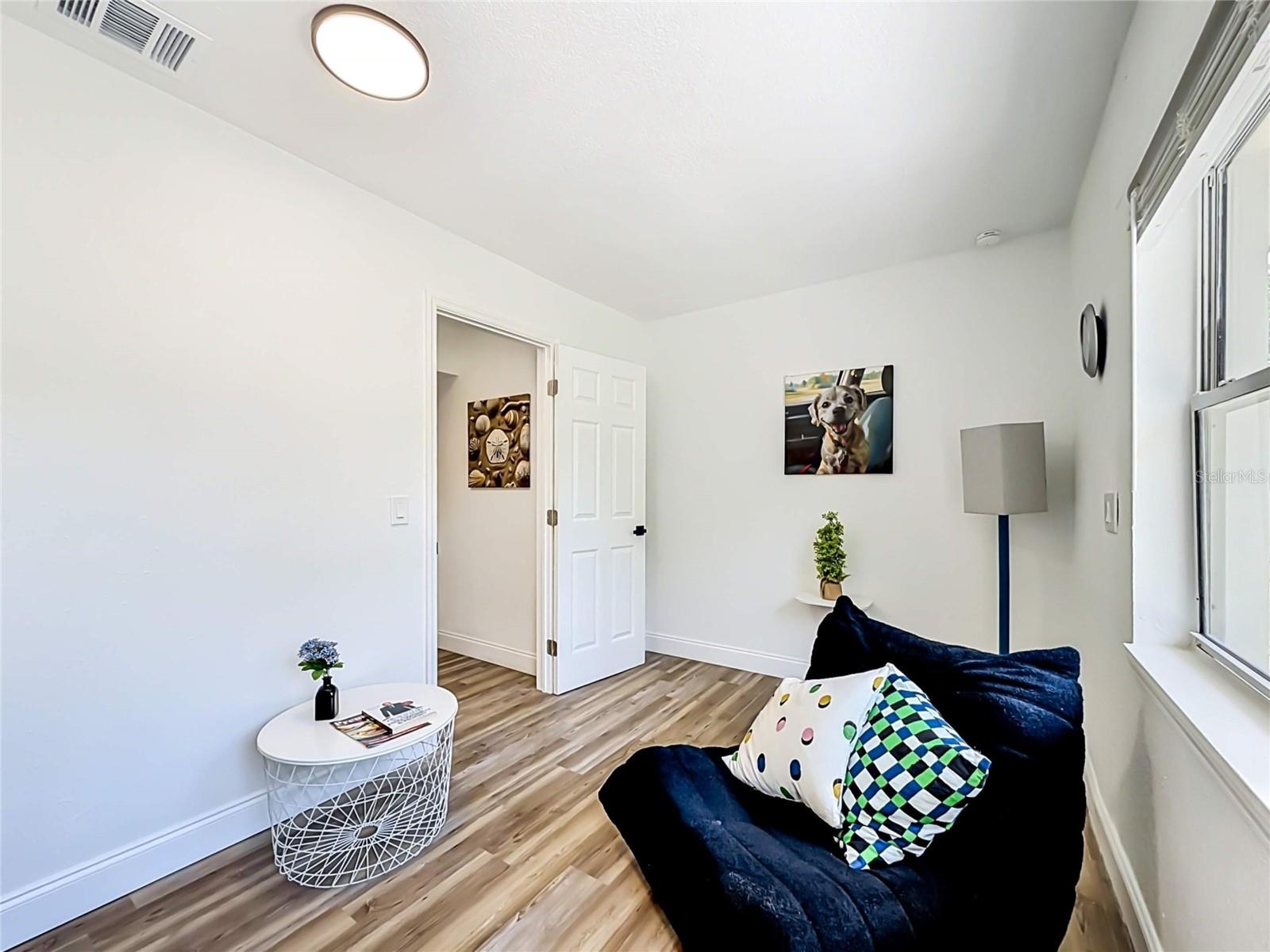 LYNNWOOD - Residential