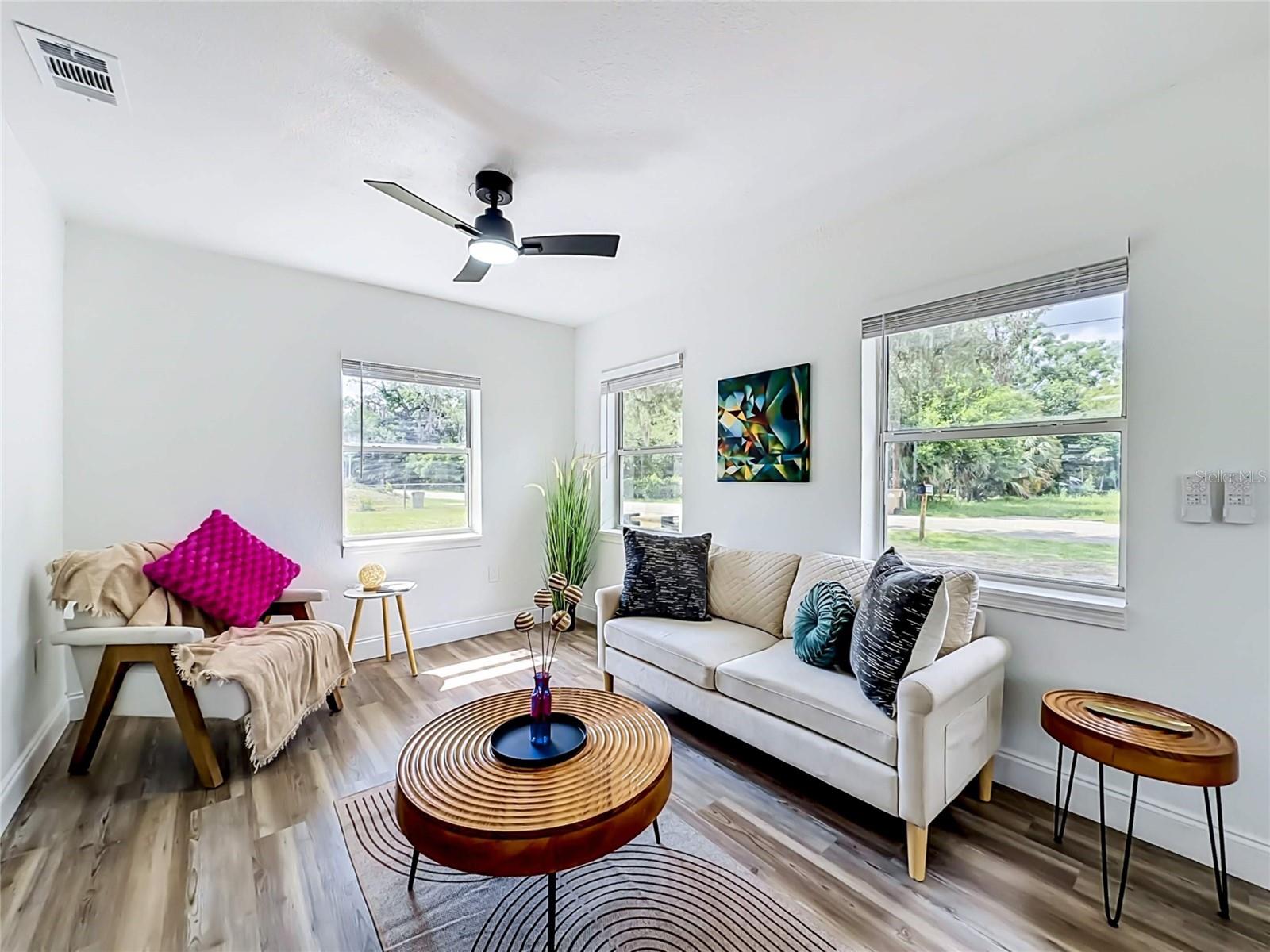 LYNNWOOD - Residential